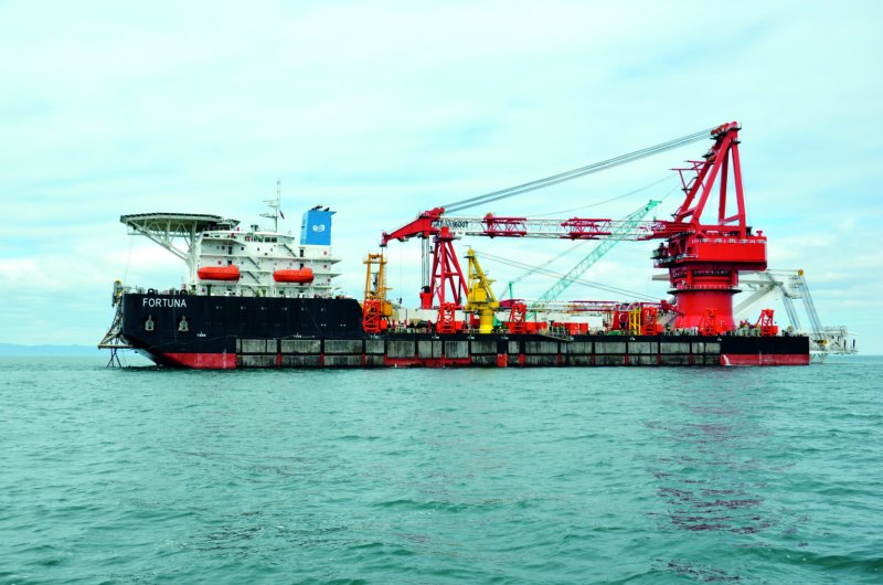Трубоукладочное судно Fortuna