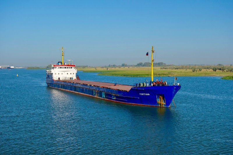 Якорная баржа "Фортуна"