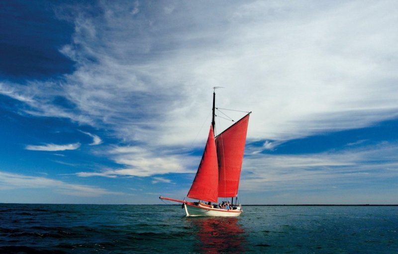 Яхта с алыми парусами
