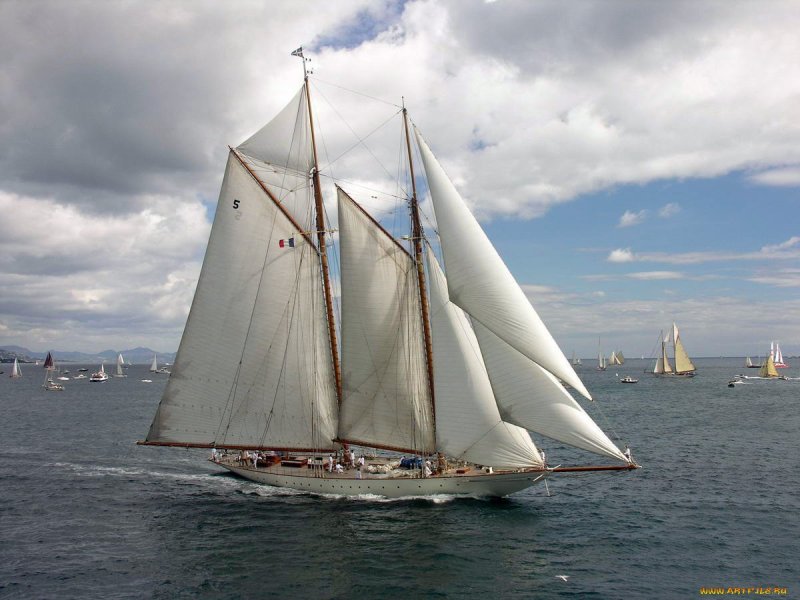 Двухмачтовые парусные яхты