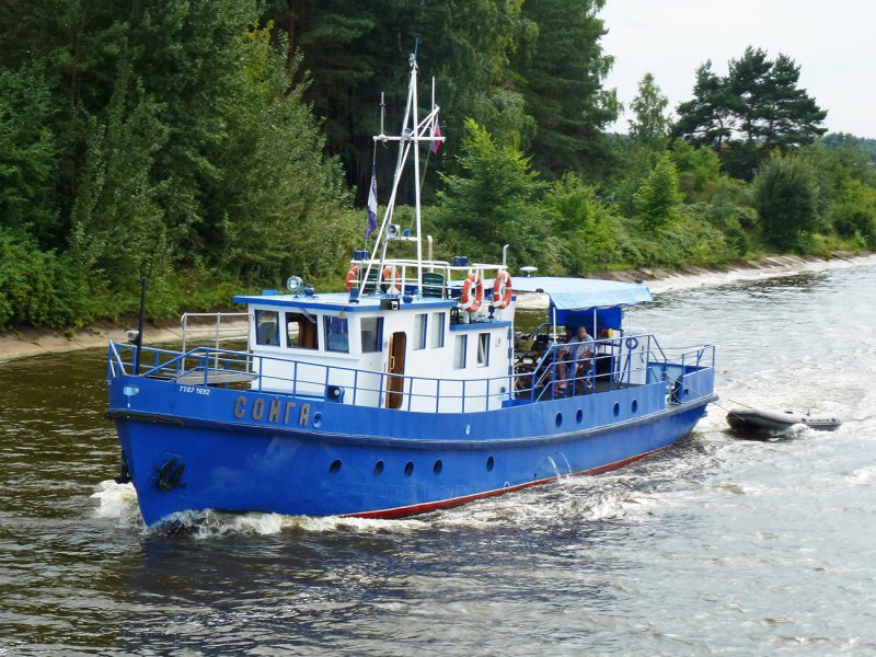 Катер теплоход Ярославец