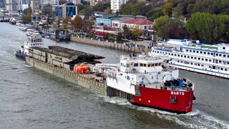 Герой Игорь Асеев теплоход