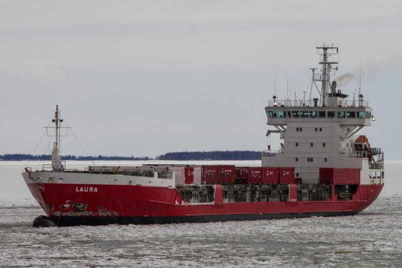 Толкач судно