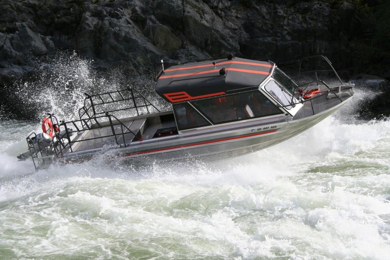 Renegade водометный катер
