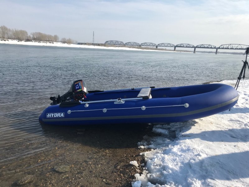Лодка Дельта 380