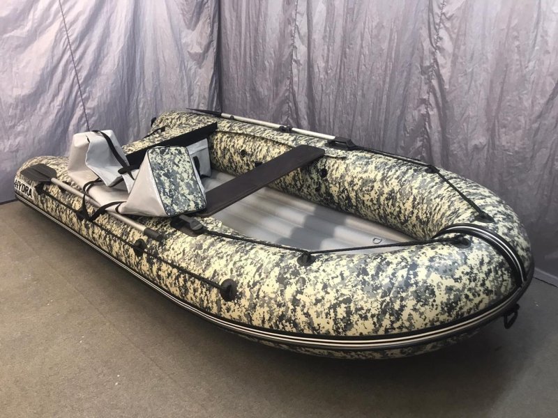 Лодка гидра Дельта 380