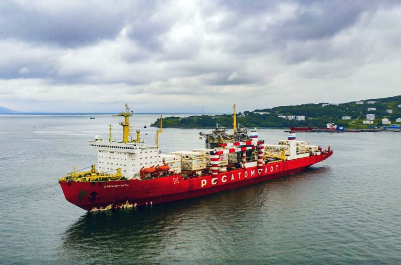 Атомный ледокол Севморпуть