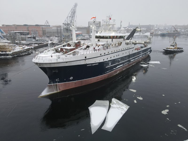 Траулер проекта ст-192 "Капитан Вдовиченко" / "Адмиралтейские верфи" т
