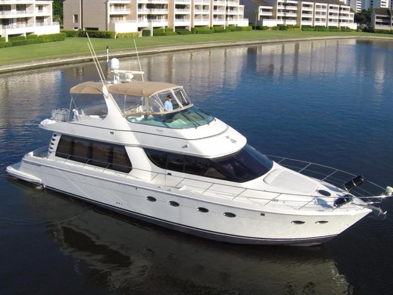 Carver 570 яхта