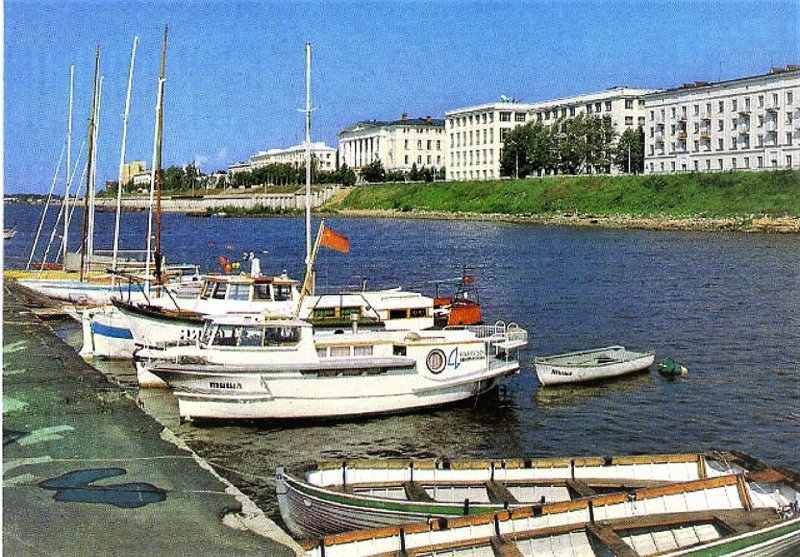 Архангельский яхт клуб