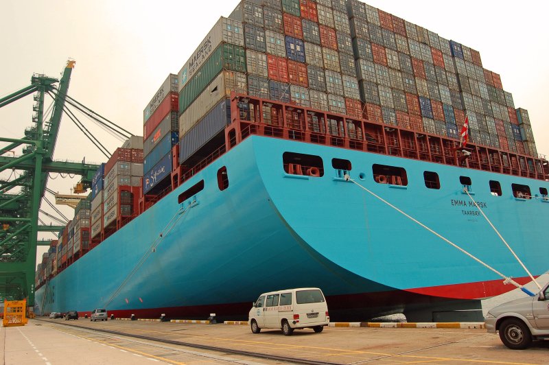 Контейнеровоз Emma Maersk