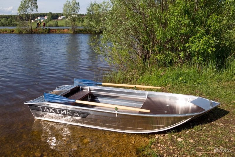 Лодка алюминиевая блик 35
