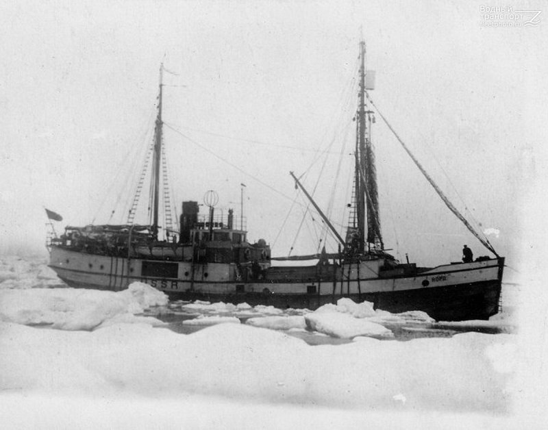 Гидрографическое судно «Норд» в 1943 году