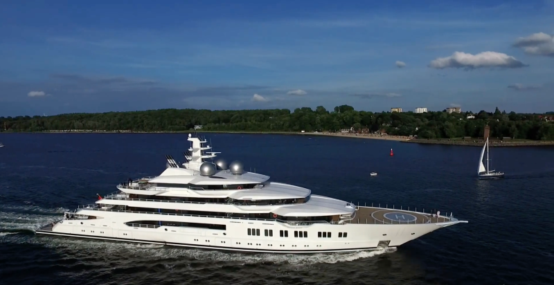 Яхта Opus Lurssen