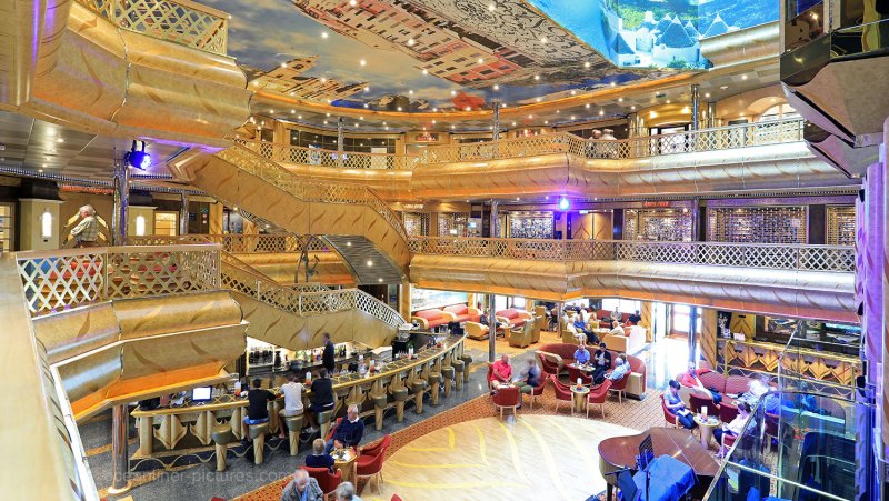 Costa Fortuna внутри