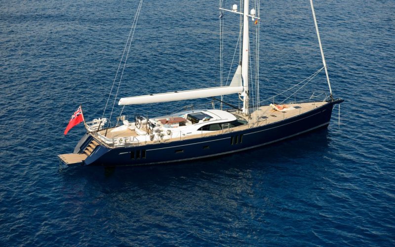 Oyster 675 Sailing Yacht