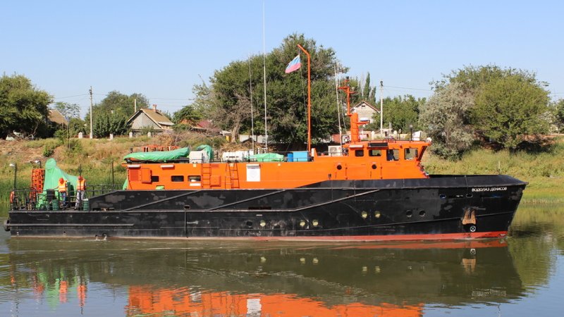 Водолаз Зубченко судно