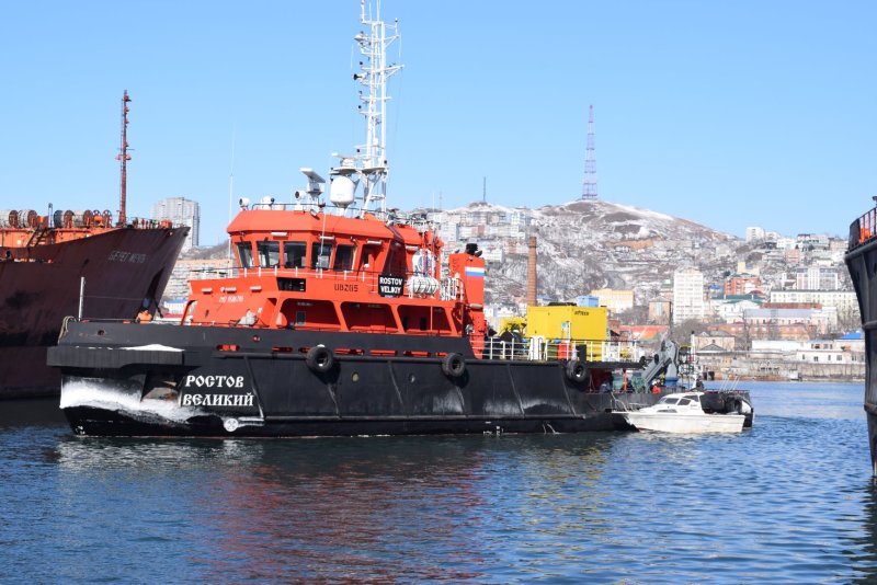 Ростов Великий судно Морспасслужба