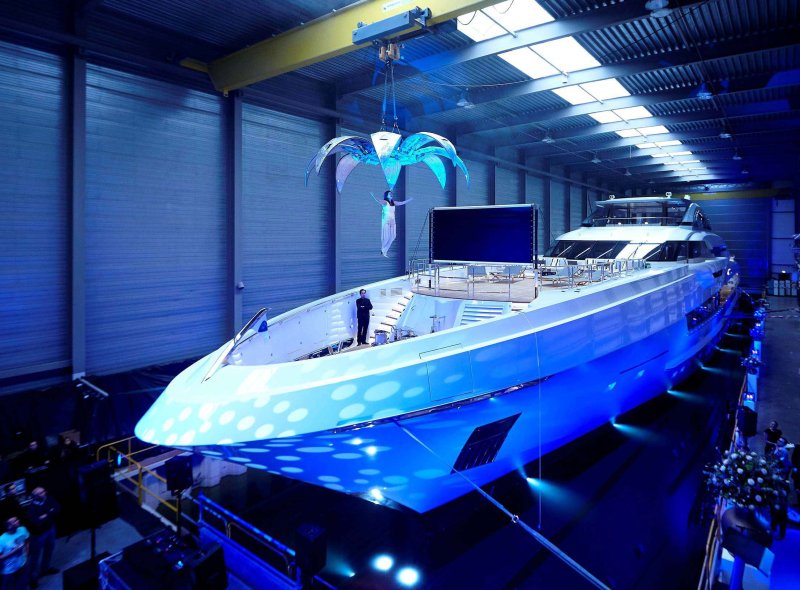 230-Футовая яхта Galactica super Nova