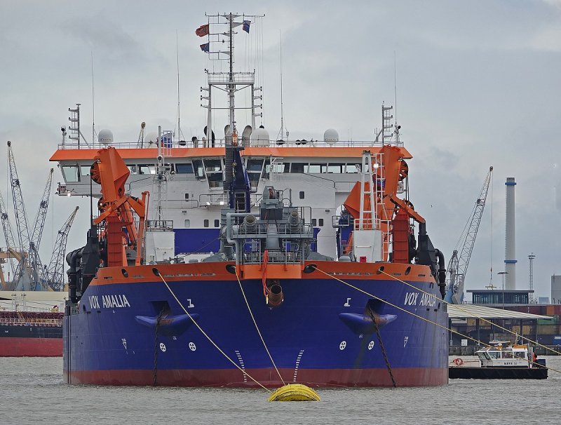 MV Amalia судно