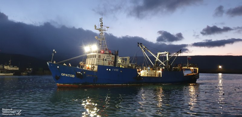 Водный мир Капитан танкера