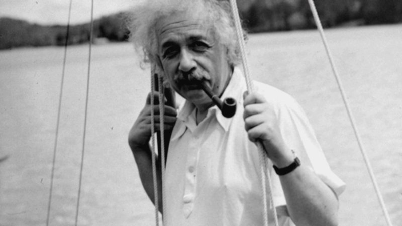 Эйнштейн на пляже фото