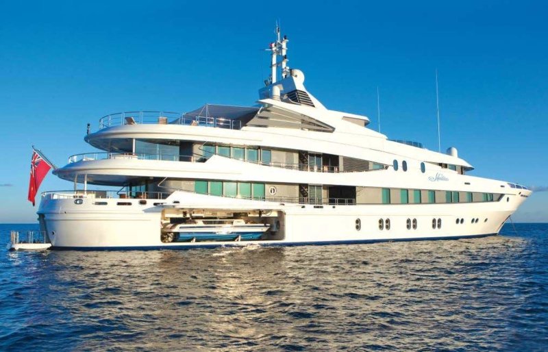 Яхта Усманова Dilbar