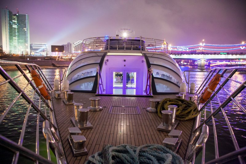 Рэдиссон Роял яхта