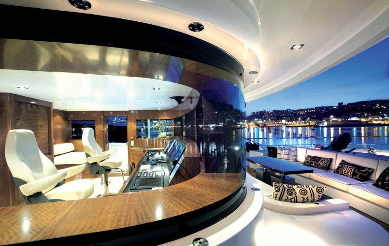 Яхта Eclipse салон