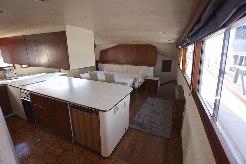 Broward яхта в СПБ