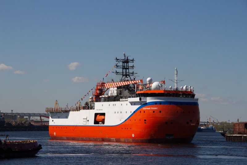 Ледостойкая платформа Северный полюс