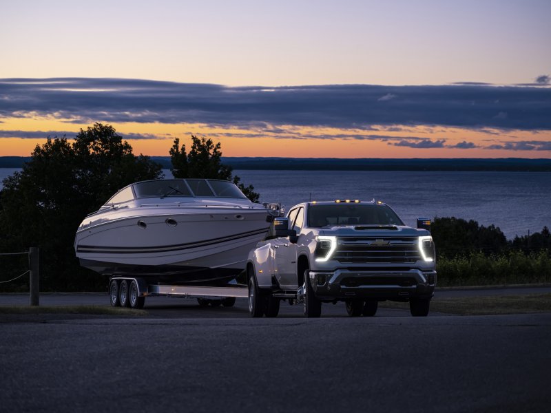 Trucks 2013 Silverado 2500 Jump