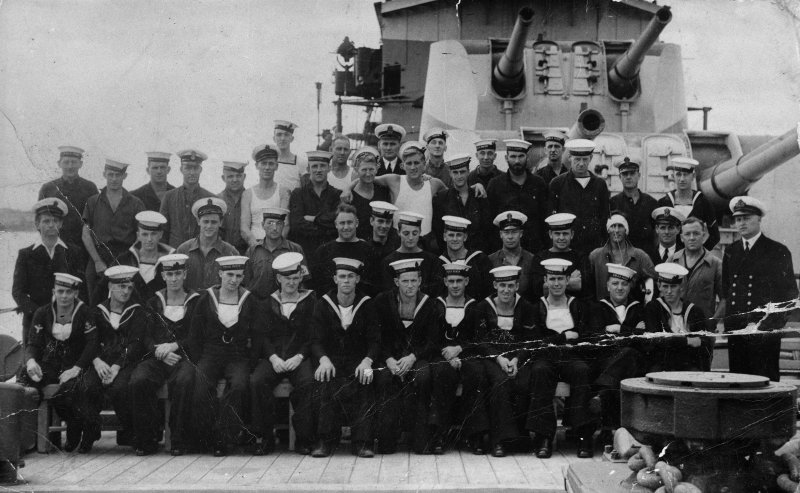 Экипаж крейсера Новик 1941
