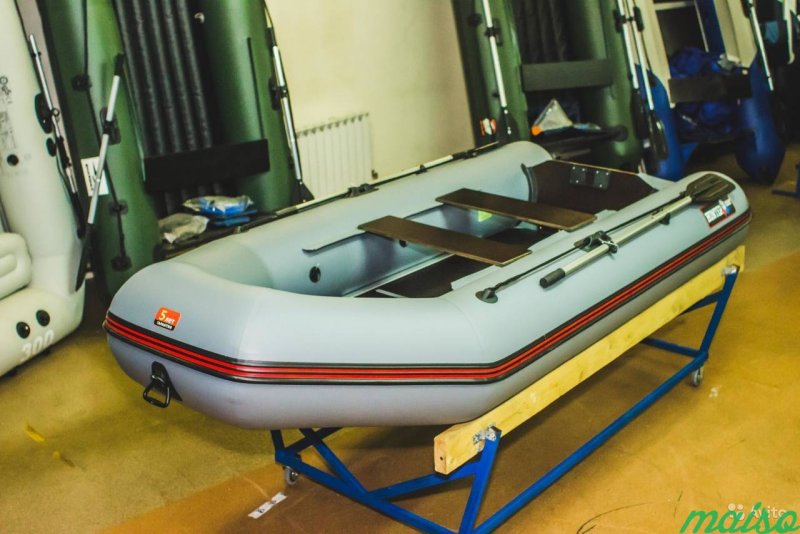 Надувная лодка Hunter 320л