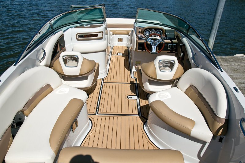 Crownline Cockpit