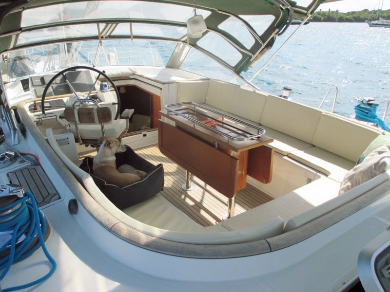 Beneteau 57 Center Cockpit