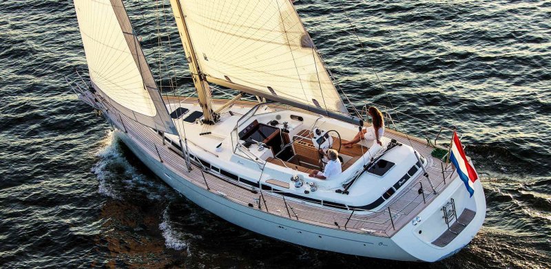 Яхта Hansa 40