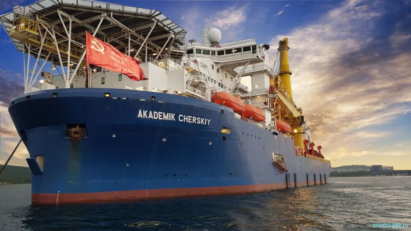 Морской трубоукладчик академик Черский