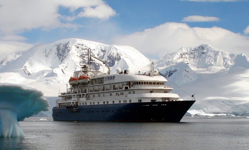 Antarctic Sea судно