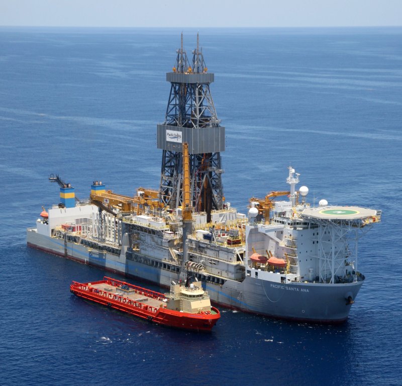 Drilling Rig Vessel