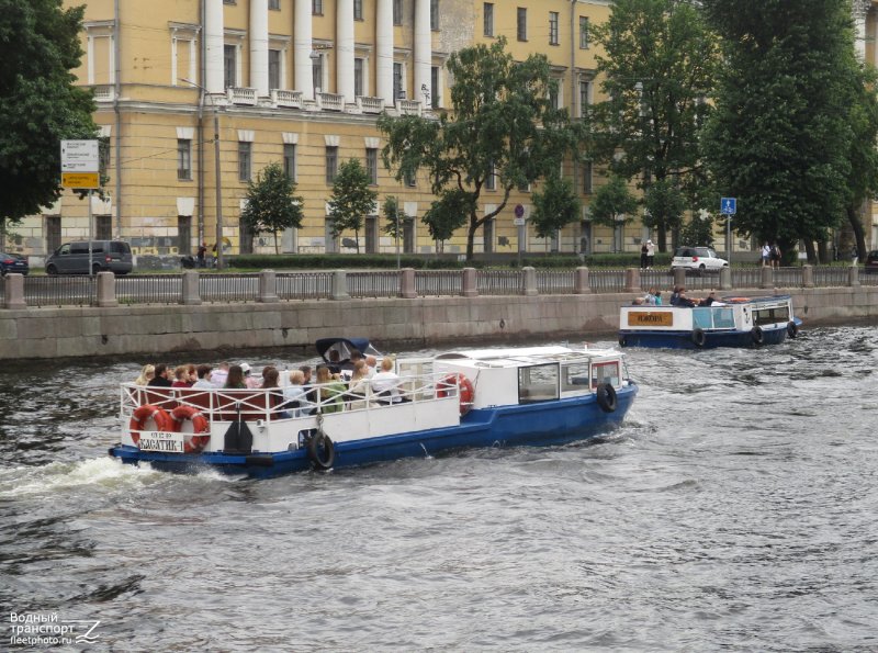 Морской теплоход