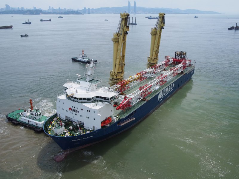 Heavy Lift Cargo Vessel