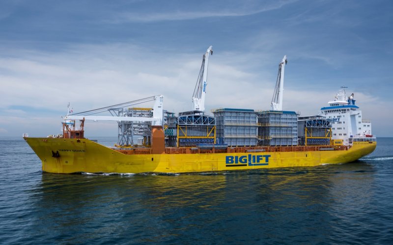 Судно BIGLIFT Baffin