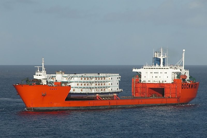 Heavy Lift Vessel