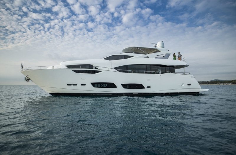 Sunseeker 95 Yacht