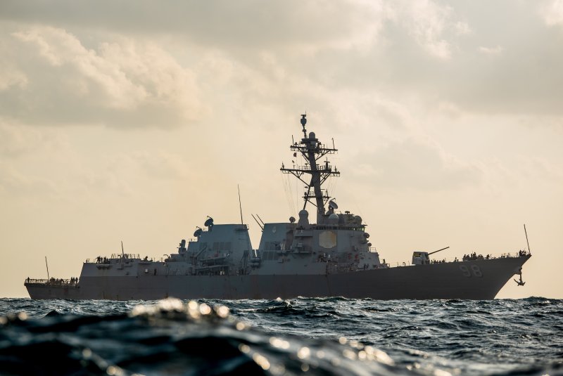 Эсминец USS Forrest Sherman
