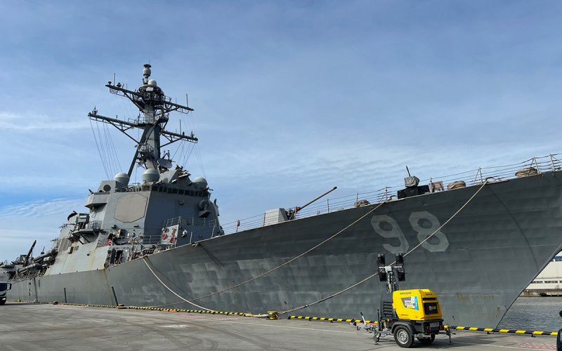 Первые ракетные эсминцы США