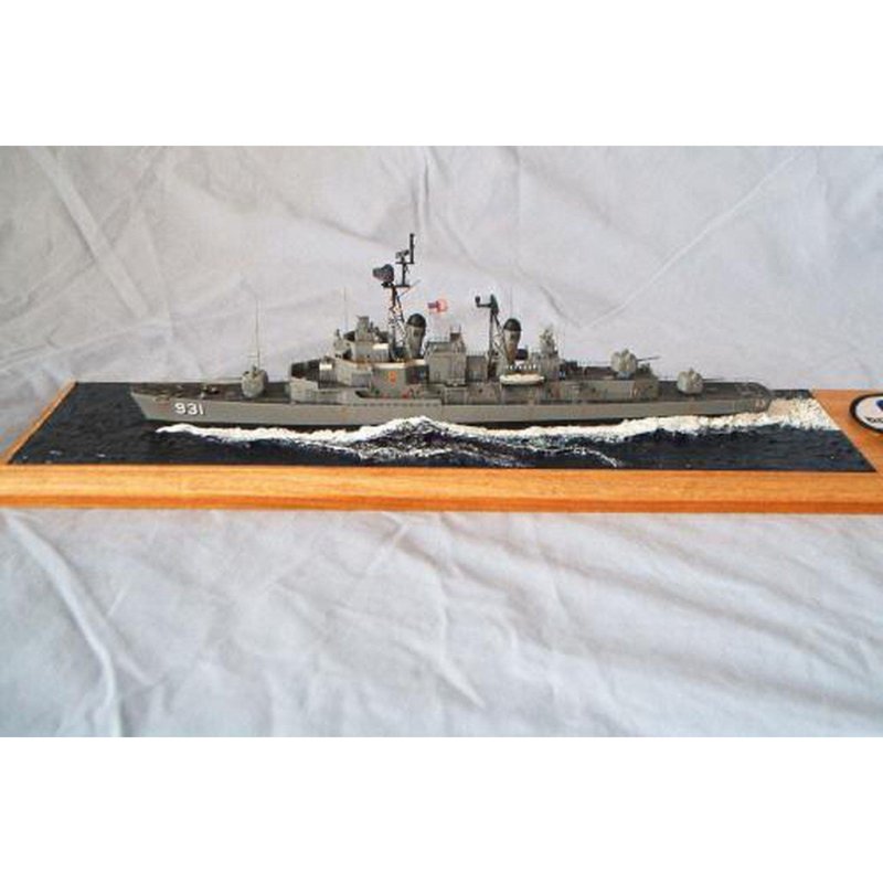USS Forrest Sherman DD-931