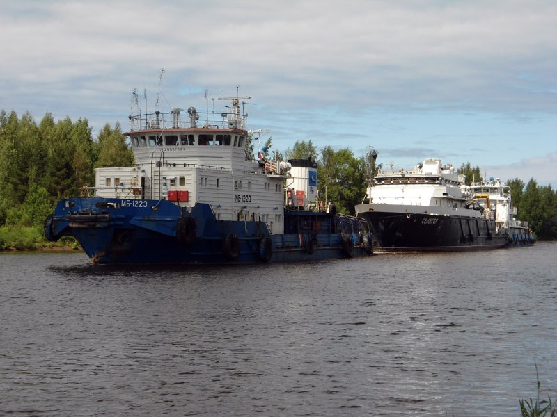 МБ 1223 буксир