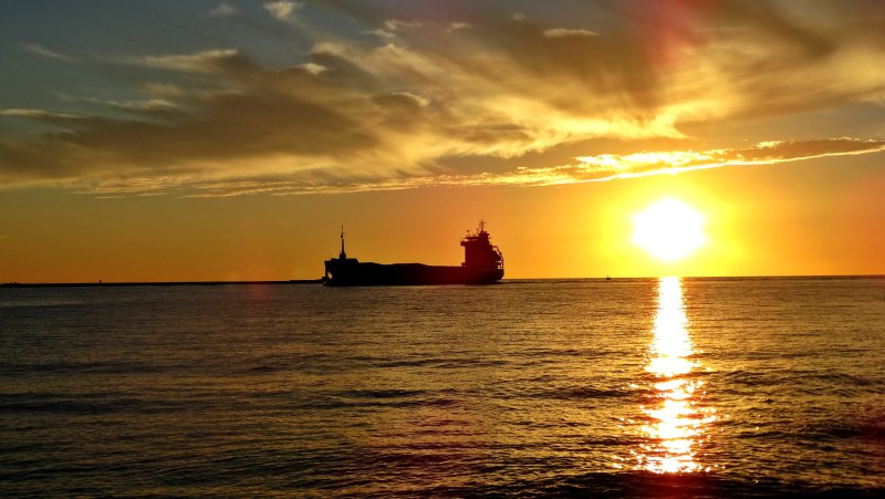 Море Горизонт корабль